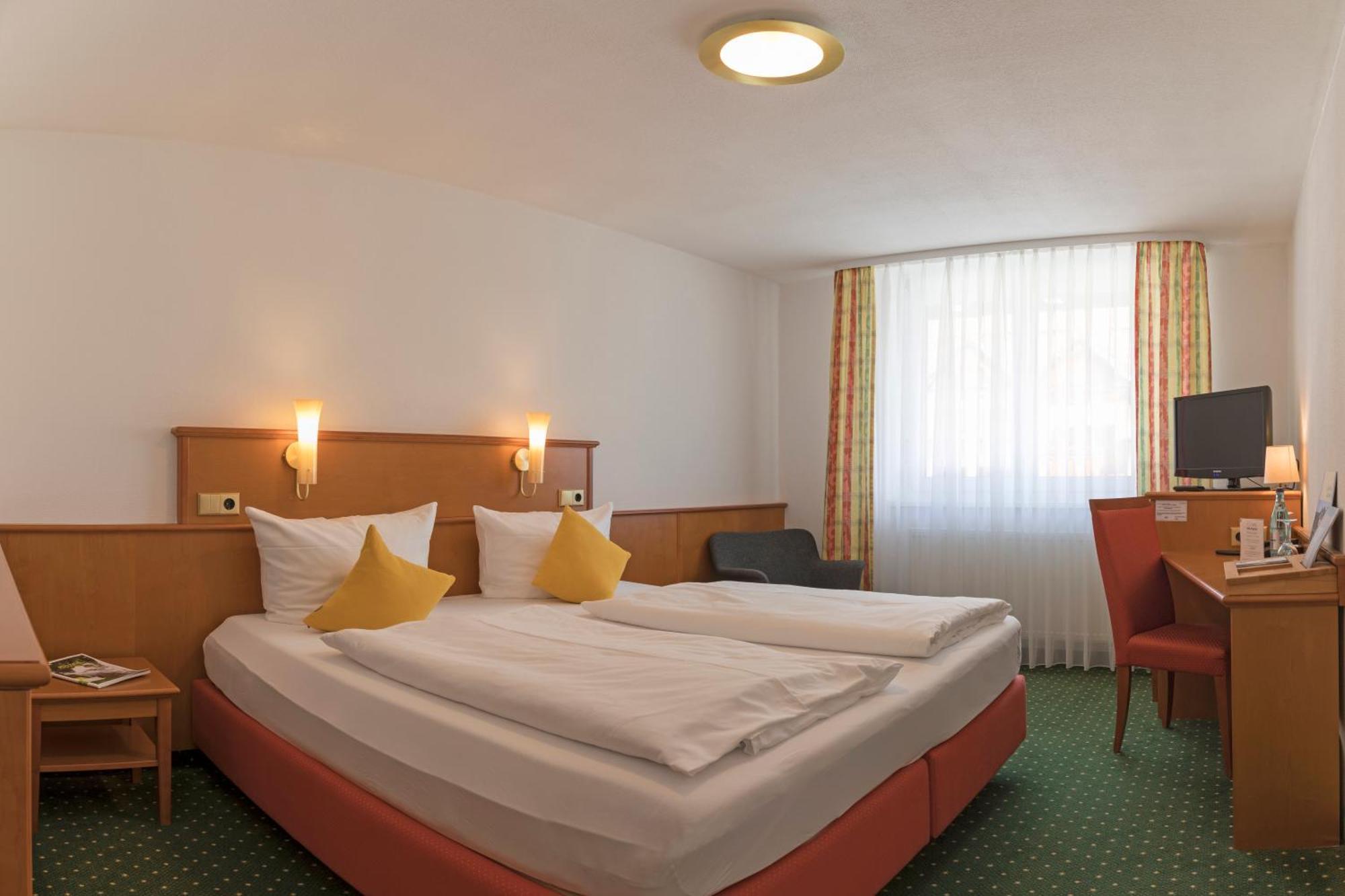 Widmann'S Loewen Hotel Königsbronn Exterior foto